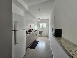Apto Serra Negra com enxoval aceita pet pequeno garagem