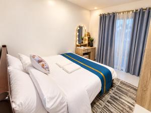 The Cotswolds Siargao 1BR Duplex,Fast Wi-Fi Netflix, Disney, Unit 2