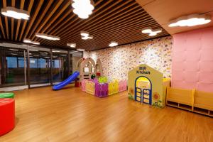 3BDR Deluxe Suite at SunnyPlace Residences
