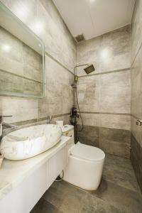 Villas Vo Thi Sau with Pool and BBQ in City Center