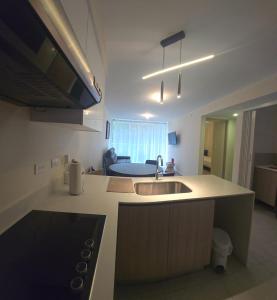 Luxury Condo Near Everything a 15 minutos de todo Pool Cinema Gym