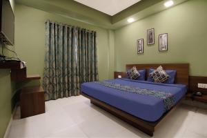 FabHotels Royal Stay