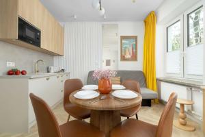 Modern & Functional Studio Close to Warsaw Zoological Garden by Noclegi Renters