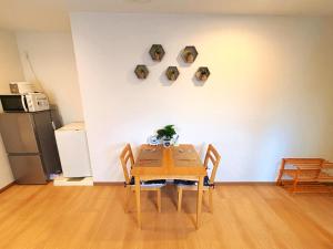 Koiwa 晴の家 302 , 6 minute walk from the subway, served by 2 lines , Convenient access to Akihabara, the airport, Asakusa, and Tokyo Skytree , up to 4 guests