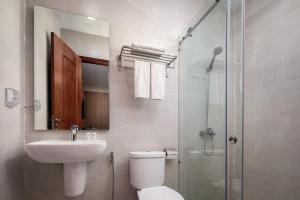 Joli Hotel