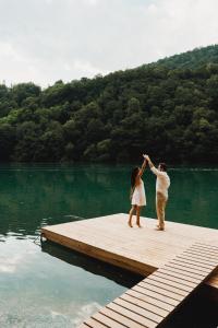 Zen Emerald Resort & Spa, Soča river