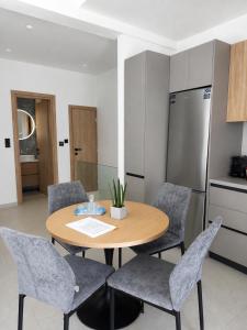 Elinas Era Lounge Apartment