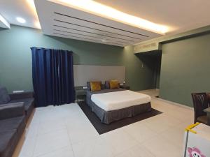 FabHotels Elmwood