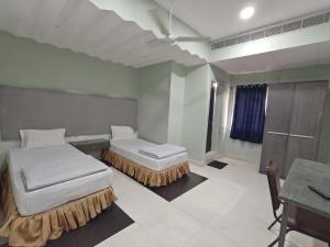 FabHotels Elmwood