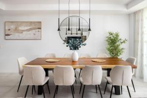 Evergreen Luxury Sea Views by Alfresco Stays