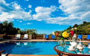 Takis Studios Skiathos Greece
