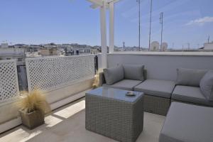Stylish Loft with Acropolis View & Sunny Terrace