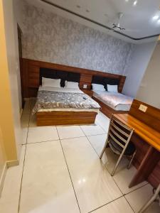 AGASTYAA Hotel Near Prem Mandir