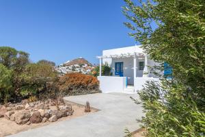 Eiriana Suites