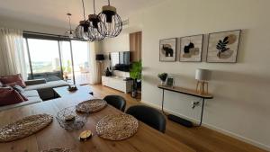 Luxury 2BR Golf & Spa Apt La Cala Hills