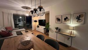 Luxury 2BR Golf & Spa Apt La Cala Hills