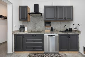 Apartment Senko with 2 Bedrooms and Parking by Noclegi Renters