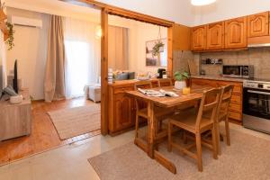 City Charm - Stylish 3BR
