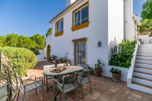147-Rustic Villa, Private Pool, fantastic views