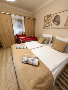 Paris Yard Apartman with private parking, near FORUM Shopping Mall