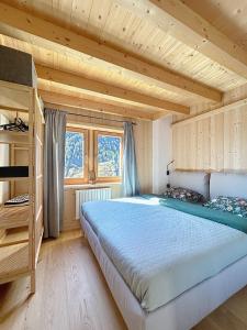 Arabba-Chalet Sun of the Dolomites-Suite Marmolada