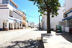 Villa Mira Praia By TripAlg
