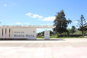 Villa Mira Praia By TripAlg