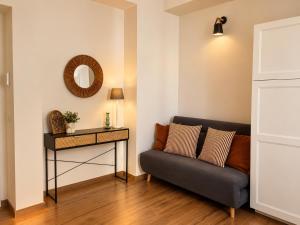 De Conti Apartments