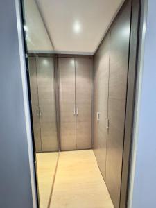 appartement avec cheminée et accès a la piscine -3 chambres