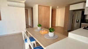 Apartamento en cielo mar frente a playa azul la boquilla