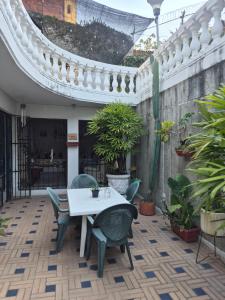 Habitaciones bonitas barrio Los Cristales zona oeste cali