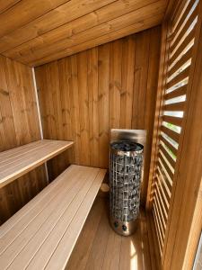 Banana Bungalow, Tranquil Escape Near Funchal