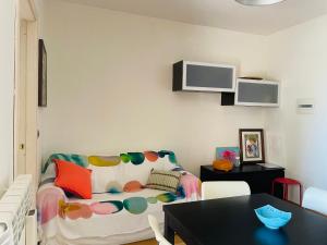 A Casa di Amici - intero appartamento - Free parking - wi-fi