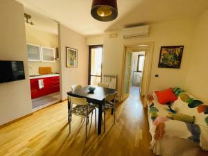 A Casa di Amici - intero appartamento - Free parking - wi-fi
