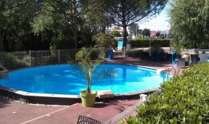 Logis Les Charmilles Chalon-sur-Saône Sud