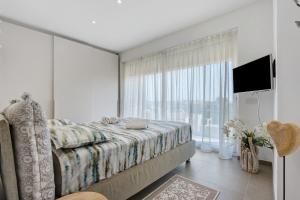Villa Fonty - by And service