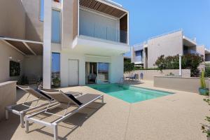 Villa Fonty - by And service
