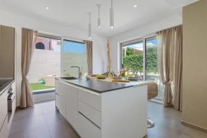 Villa Fonty - by And service