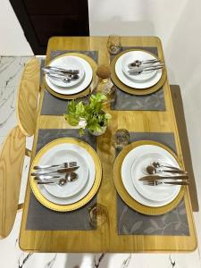 Queens Haven Luxe