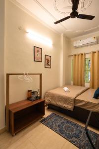 Full Stop Hostel