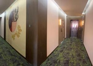 Minj Hotel Khovd