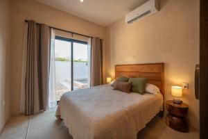 Casa Gandhi Playa, a luxury-style stay in Chuburná