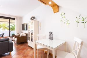 Cozy apartment, new decoration Paradise suites by Anne Adeje