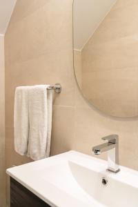 Premium Downtown Suites