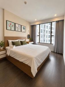 Junie House - 2BR 2BA - Downtown SG