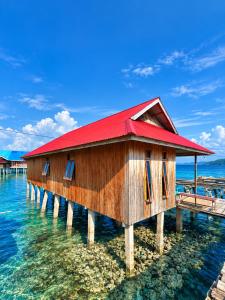 Aisyah Homestay, Pulau Papan, Togean