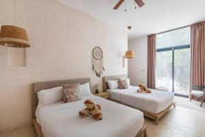Cosy Designed 5BDR 8beds dual apts w amenities