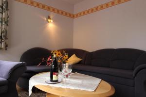 Apartment with Terrace room in Gästehaus Heimenberg
