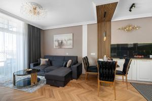 Klimatyzowany Apartament z Dostępem do Tarasu na Dachu w Ciechocinku by Renters Prestige