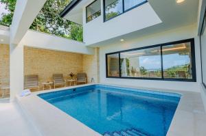 Casa Rambutan 8BR Luxury Villa & Ocean Views